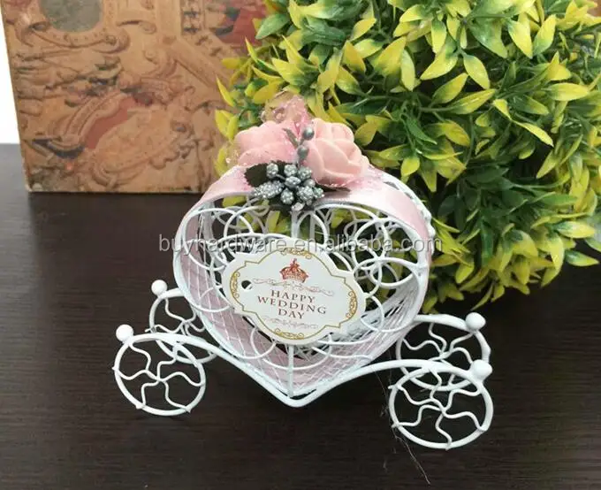 China hot sale tin wedding candy box , wedding souvenir candy box