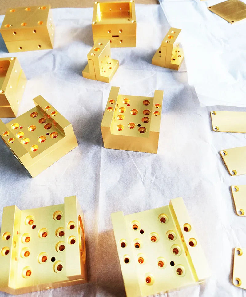 CNC machining parts microwave bandpass rf cavity filters