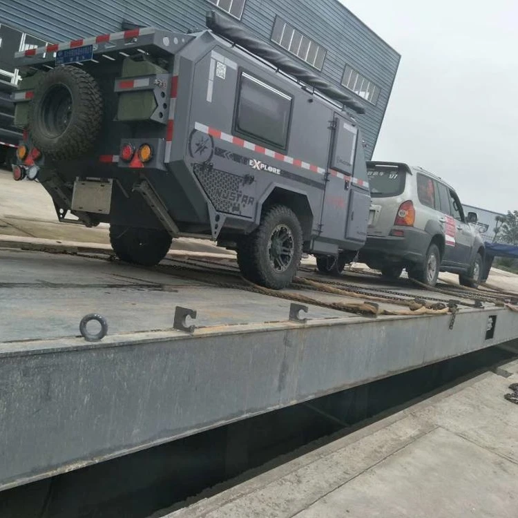 Off road tire, two beds mini caravan, camping trailer