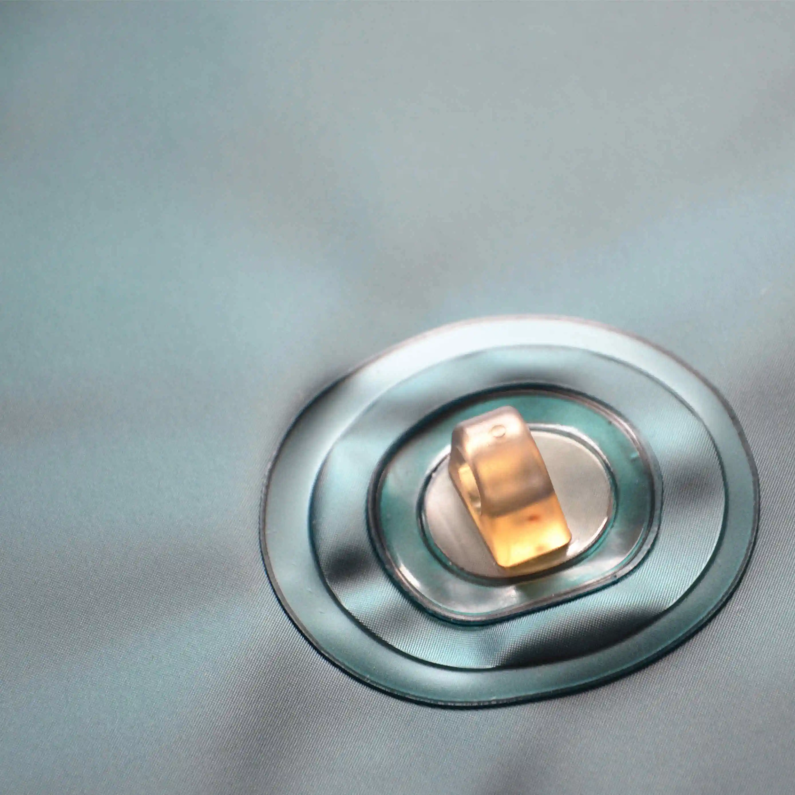 
75% waveless single water mattress 