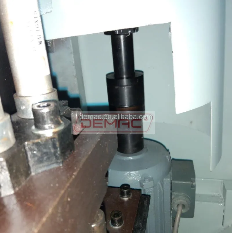 
Semi-automatic Upvc plastic window cleaning machine 