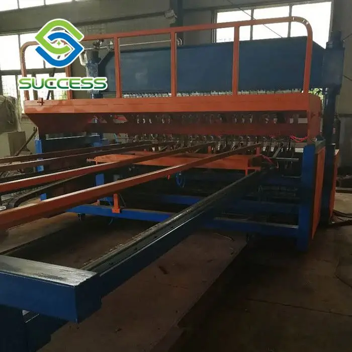 
Double Wire Grassland Fence Mesh Welding Machine 