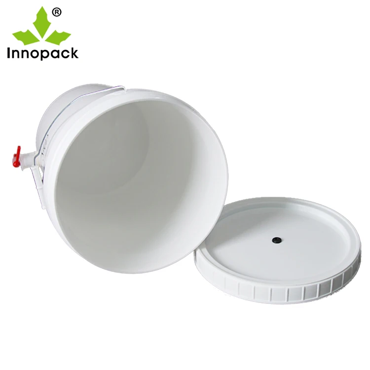 20  liter hot selling food grade plastic bucket with screw lid and tap