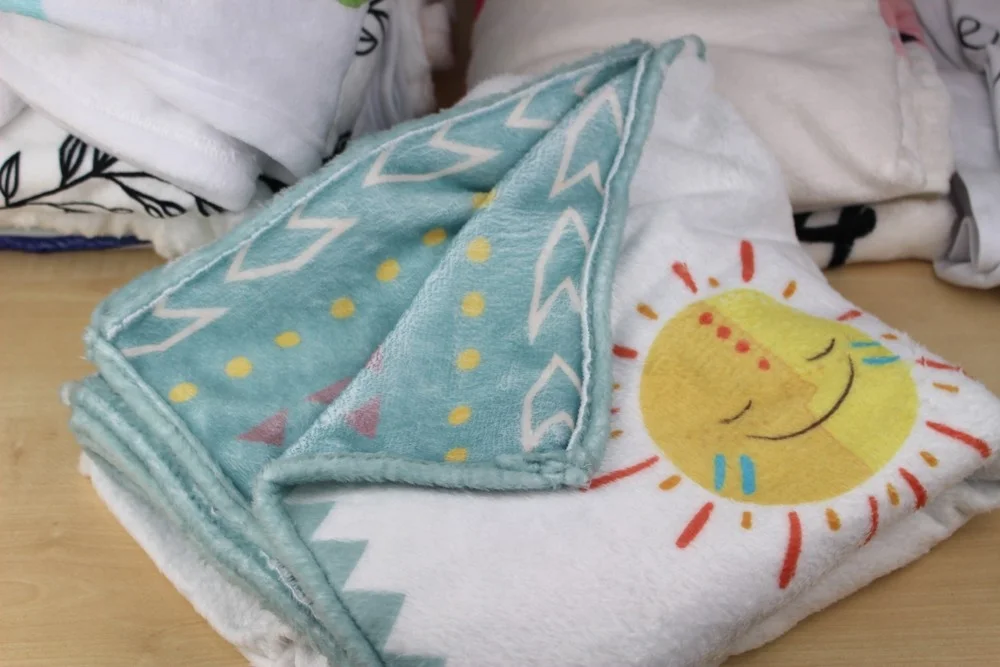 Factory custom thick fleece double side print reversible round shape baby weekly milestone blanket