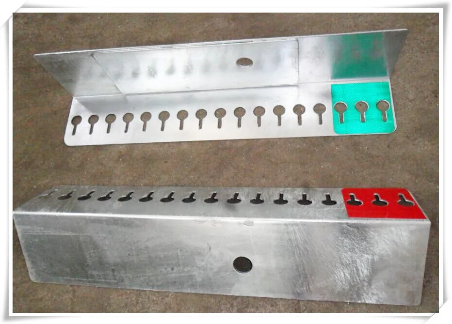 Пользовательские горячего цинкования труб подвесных кронштейнов для горнодобывающей