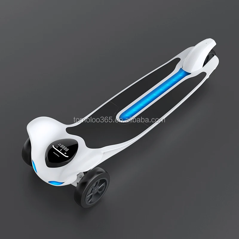 Tomoloo hottest new design new develop 2018 3 wheel skateboard with BT, with APP