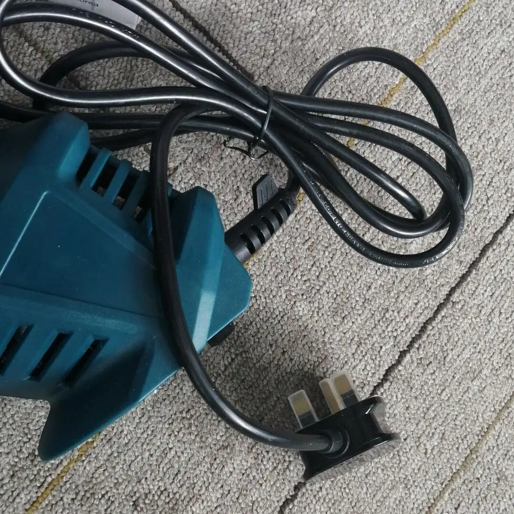 Electric universal drill bit sharpener