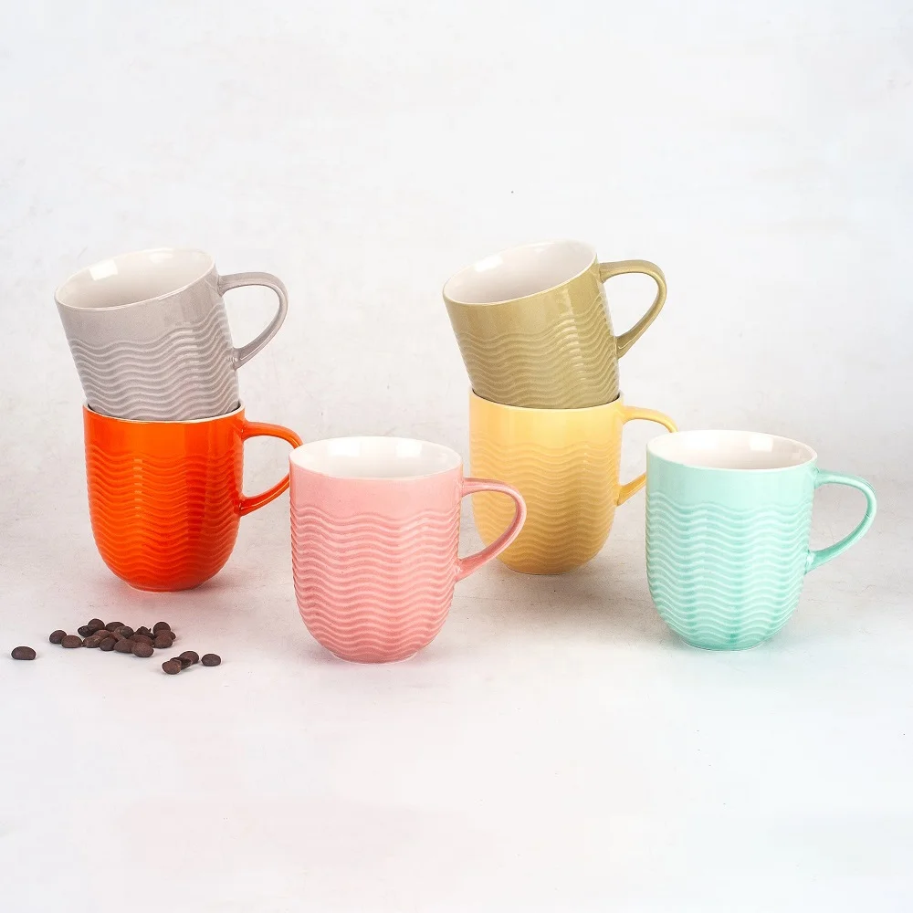 Microwave safe 450ml embossed ceramic soup mug