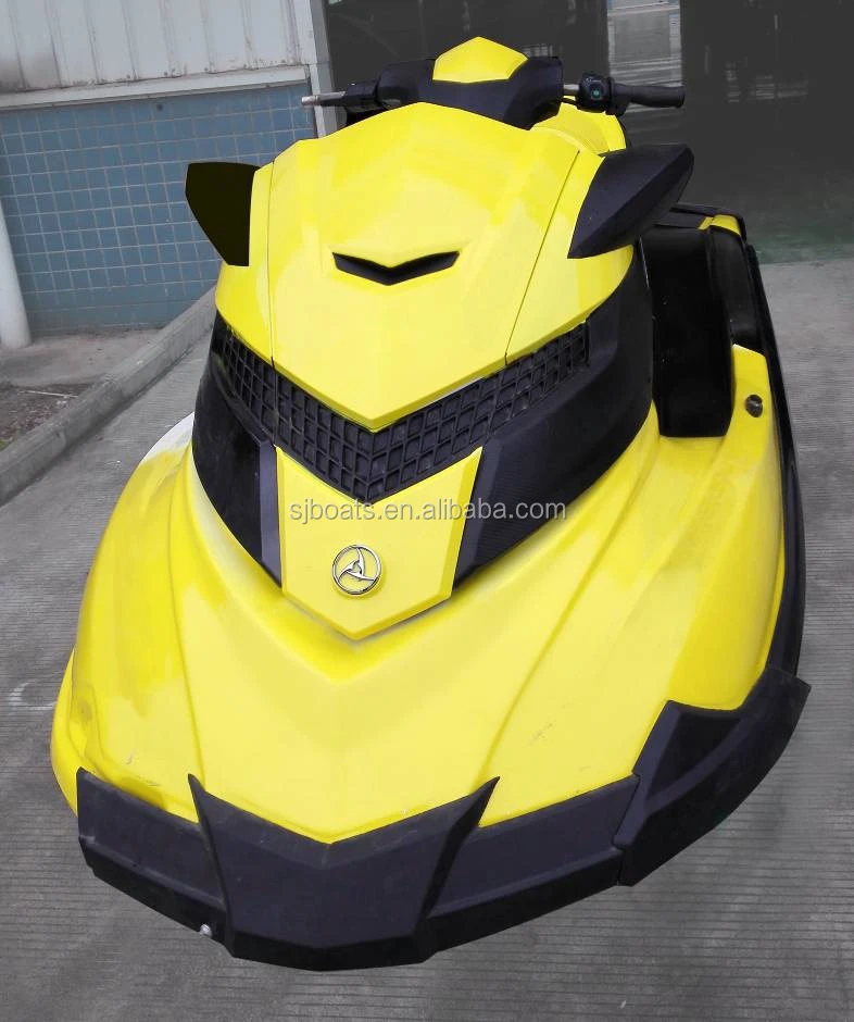 1800cc most powerful 4 stroke watercraft towing inflatable banana boat