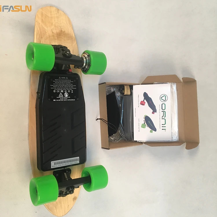 
2018 wholesale small fish plate boosted electric skate board remote control electric skateboard 