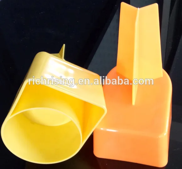 
Eco friendly colorful plastic beverage holder beach cup holder 