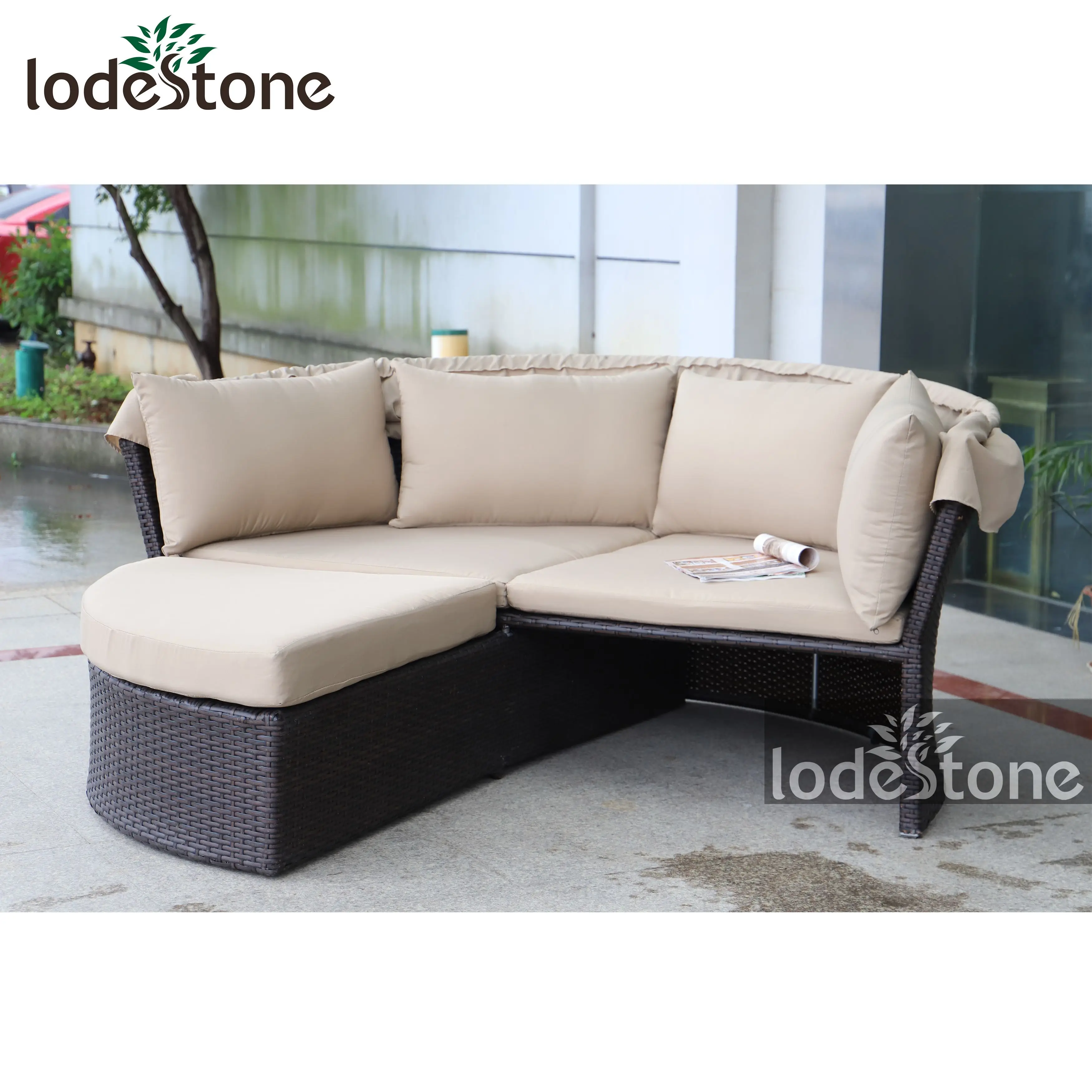 
Luxury Garden Beach Round Rattan Daybed Patio Furniture Outdoor Bed With Canopy 