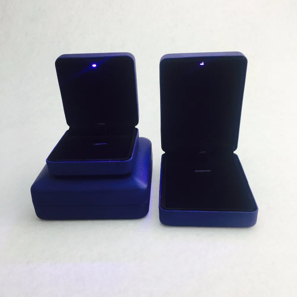 
navy blue luxury leather with LED lights jewelry gift classic pu box manufactucer custom design pendant unique design jewellery 