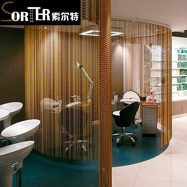 different color metal chain wall hanging decorations for office building