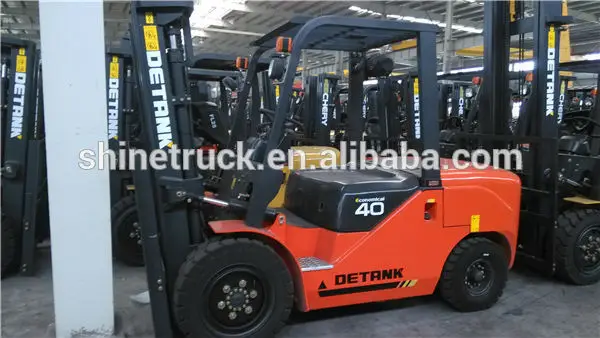 4тонны погрузчик машин с зажим вложений