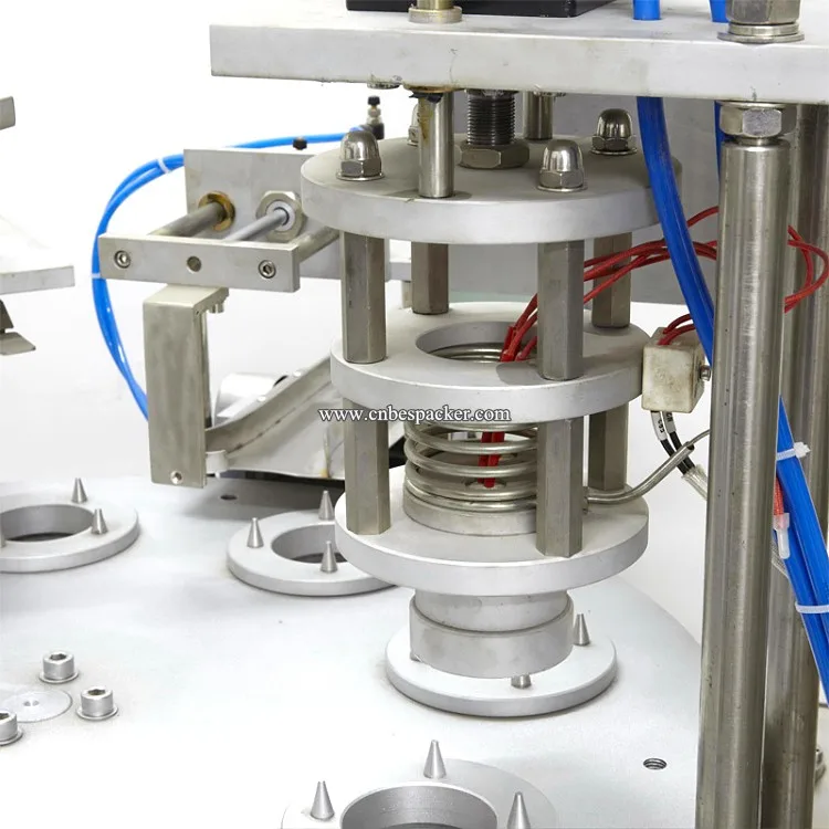 Juice filling and cap sealing machine