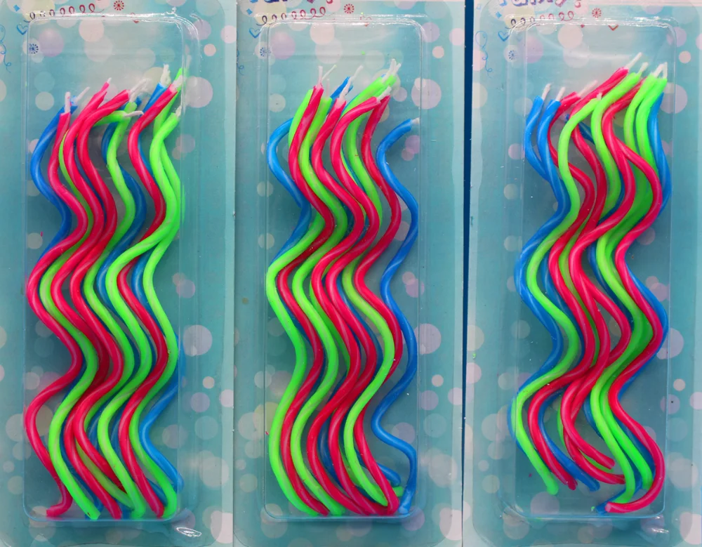 фабрики оптом купить уникальный парафин воск длинные кривой в форме волны Спираль curl день вечерние рождения торт свечи