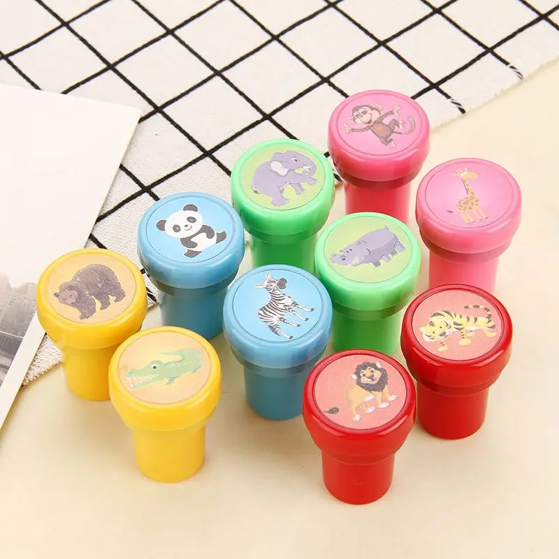 Wholesale Funny plastic Cartoons Rubber Stamp toy for kids
