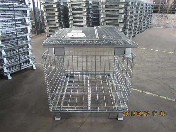 Metal stackable collapsible wire mesh container