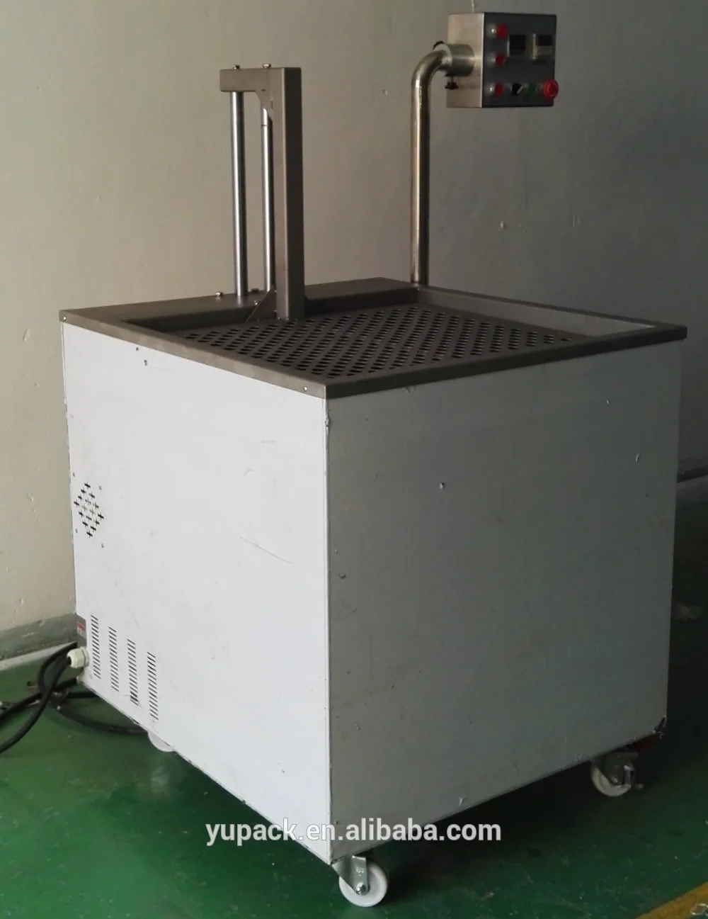 Высокопроизводительный полуавтоматический термоусадочный туннель для горячей