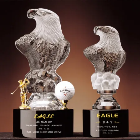 Luxurious Leadership Crystal Eagle Trophy For Golf Winner Awards