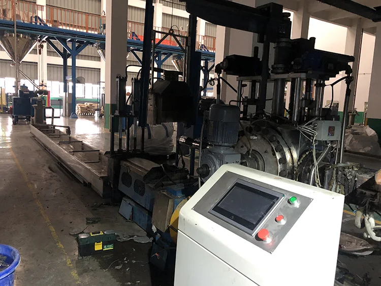 Factory Supply Auto Screen Changer Pet Raw Material PE Recycle Granulator