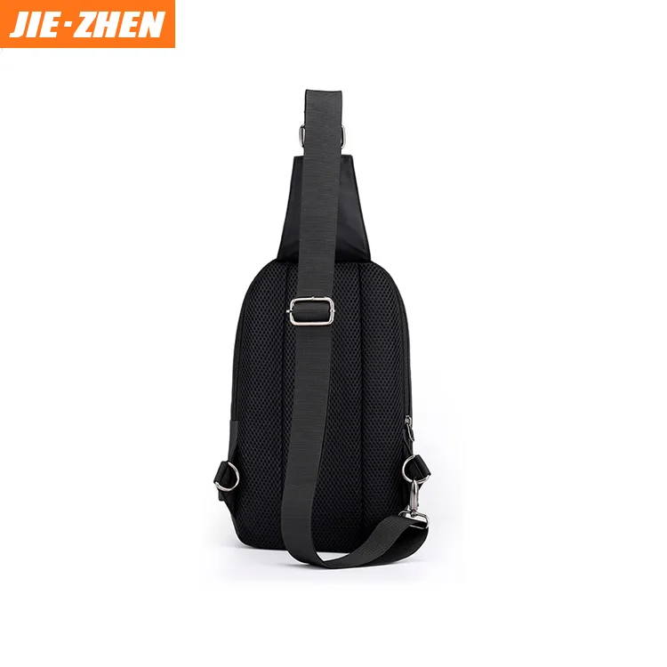 2019 Wholesale Waterproof Custom Cross Body Bag Men Chest Rig Bag with USB