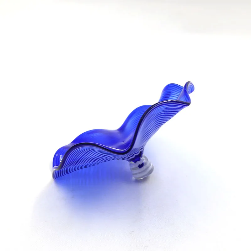 
Modern hotel decoration hand blown glass plates lotus flower sculpture 