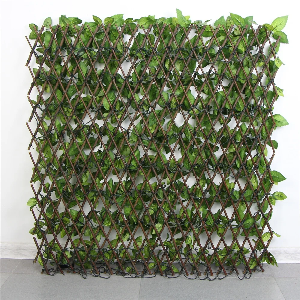 China wholesale artificial plastic ivy trellis fence for outdoor or indoor decoration