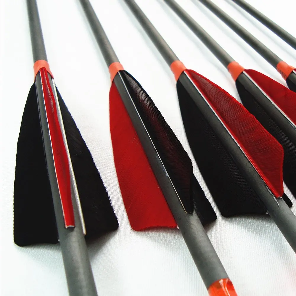 Высококачественная стрела из углеродного стержня с перьями индейки