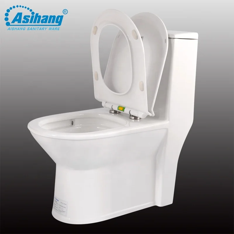 high cost-effective  super-swirling one piece toilet