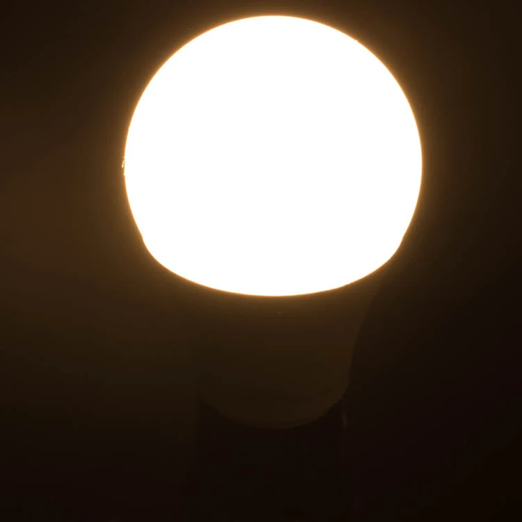 Yellow Wholesale Manufacturing Machine Led Bulb Skd Top Selling Show Making Small Raw Material Aluminum Foshan Bulb Light 80 E27