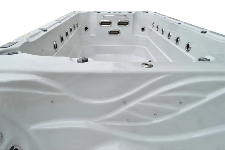 Luxury 32inch TV fiber swimming pool Hydro Spa Pools with Balboa