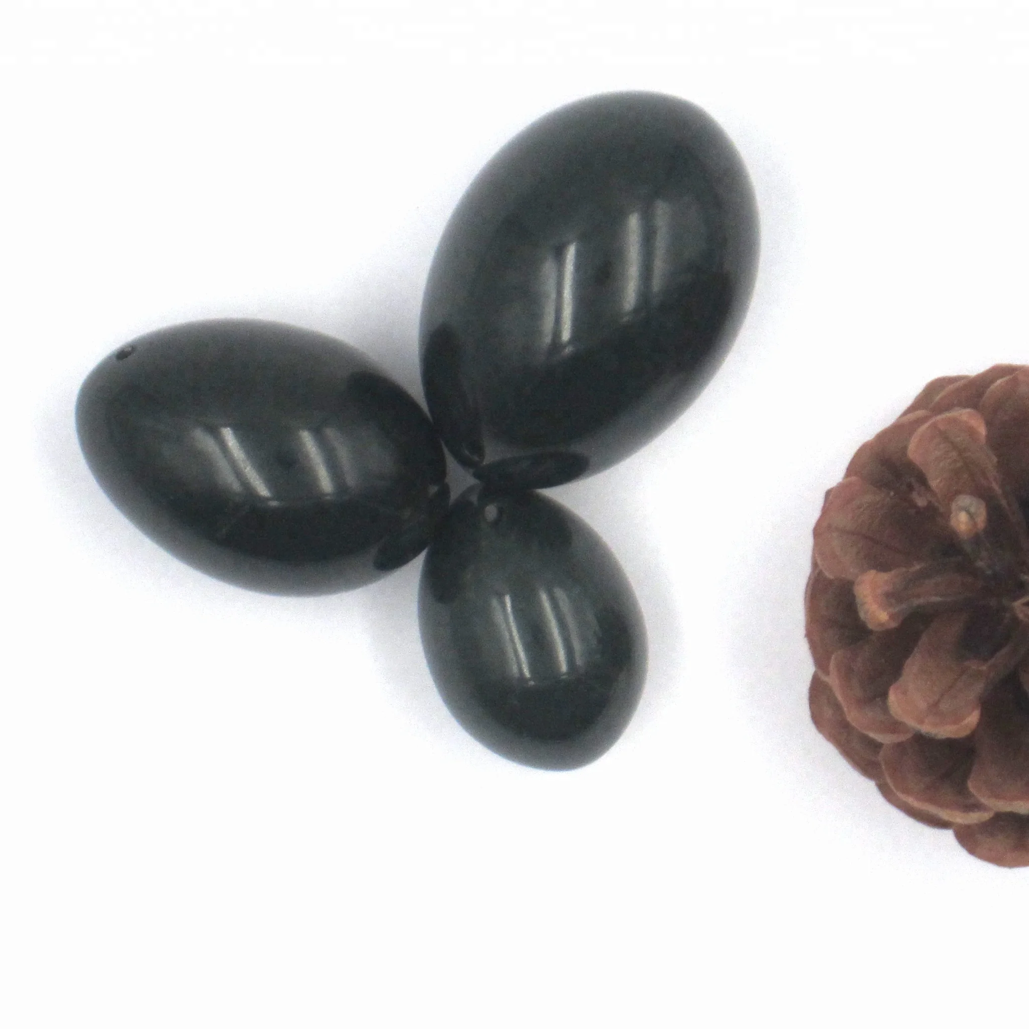 China Supply Semi-precious Stone Yoga Egg 3 in1 Nephrite Jade Eggs
