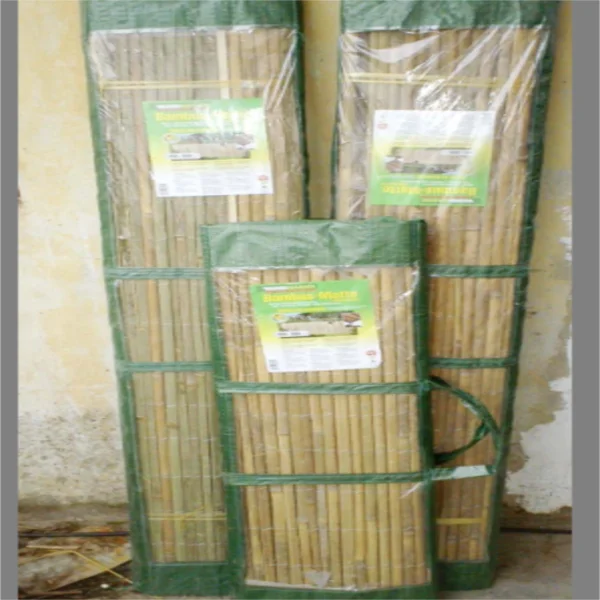 WY-180 Decorative Artificial Plastic Expanding Bamboo Fence For Gardens