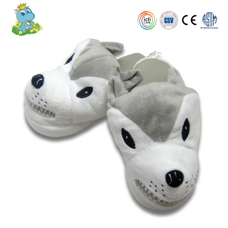 
2021 Customized cheapest cute plush wolf sharped indoor slippers animal slippers 
