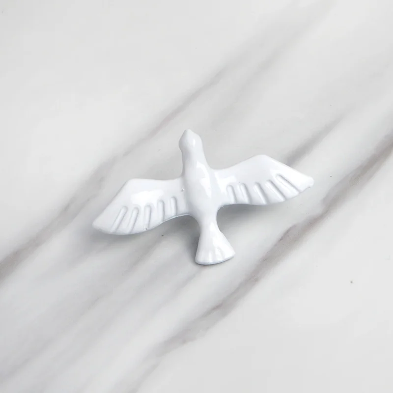 QIHE Bird Pins Bird Brooch Fashion Jewelry Wholesale Drmetalipping Brooch Pin Decoration Peace Dove Pin Peace Pigeon White Alloy