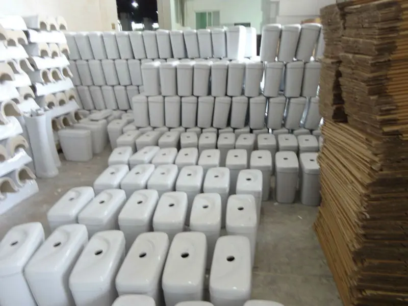 Sanitary Ware chaozhou factory two piece big size toilet commode price cheap wc toilet