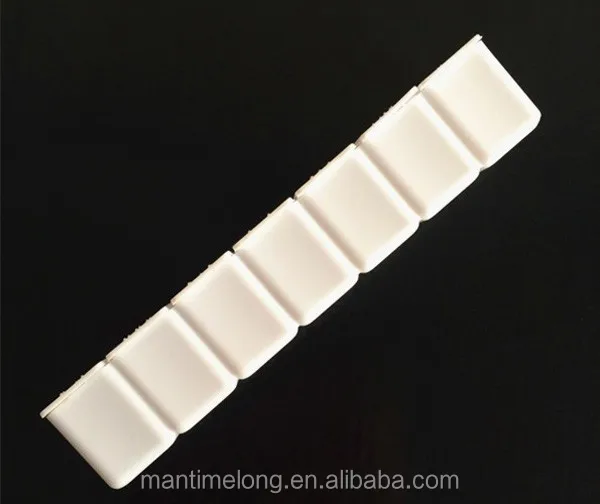 7 Parts Portable Plastic Pill Boxes With Braille For 7 Days Moistureproof Desktop Medical Kits