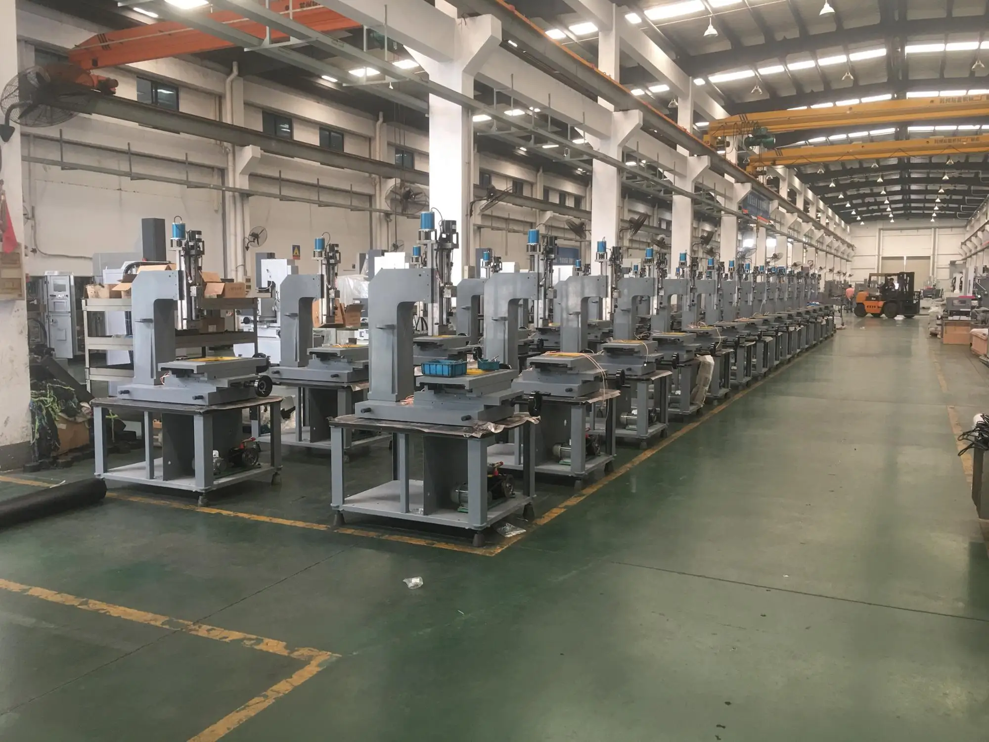 DB703A Small Hole Drilling EDM