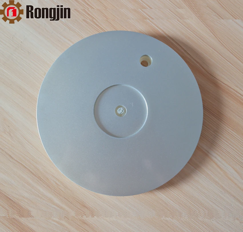 
157mm Silver Blank Plastic Hubcap 