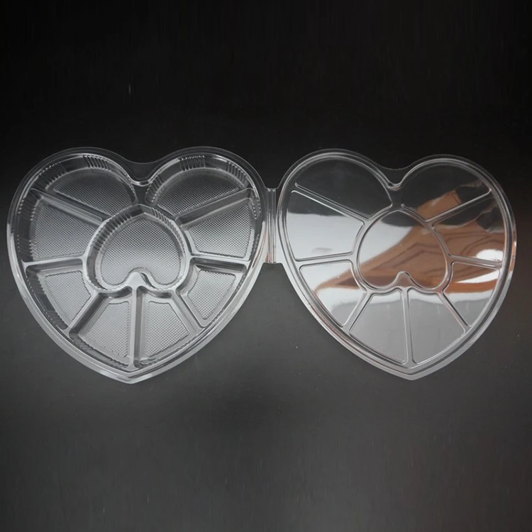 Plastic heart shape chocolate container