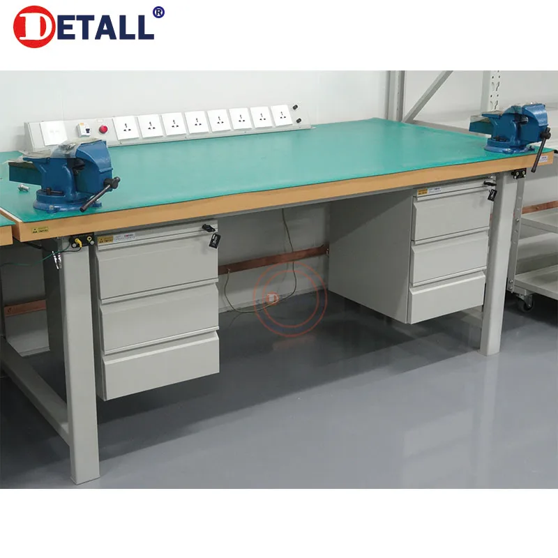 Detall industrial stainless steel working table