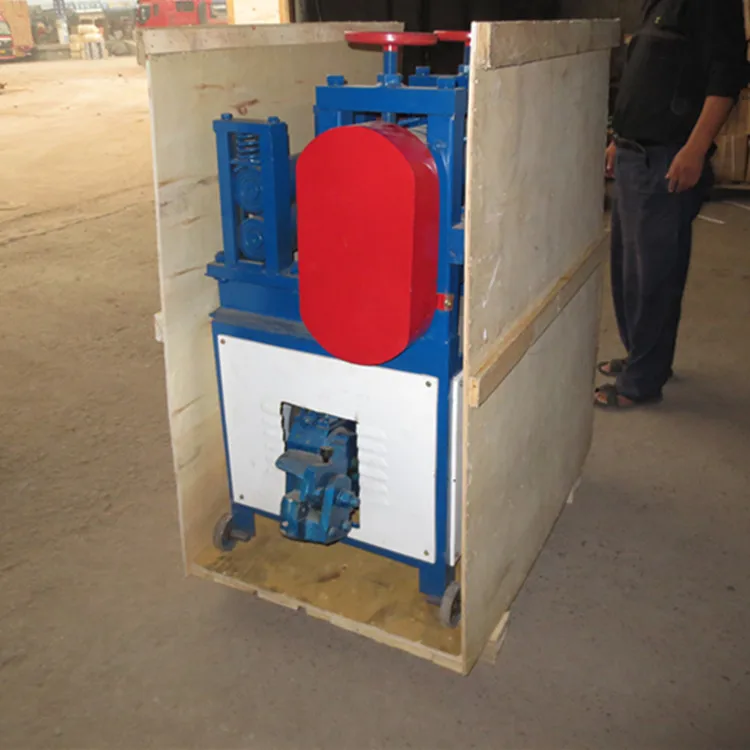 New type scrap rebar straightening and cutting machine