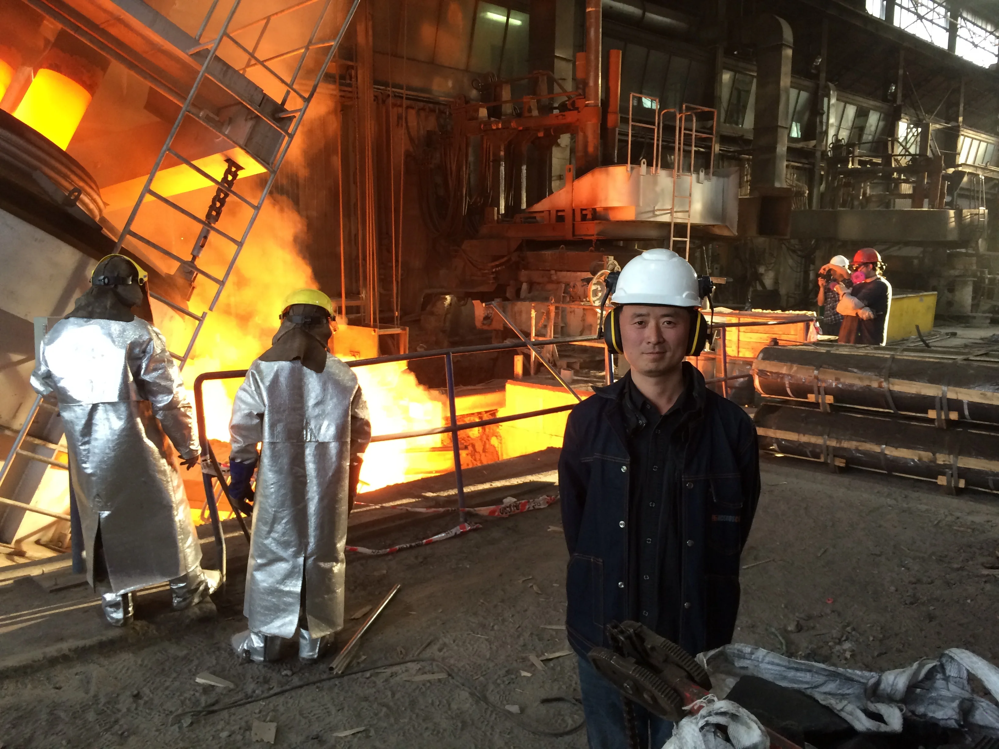  Электрическая дуговая печь