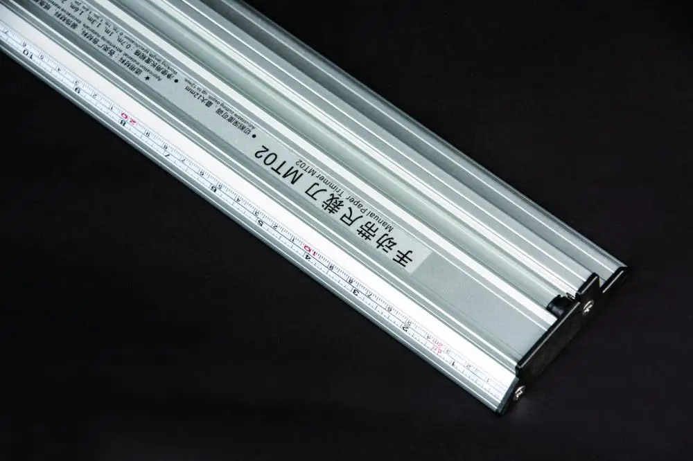 Protective Non-slip Paper trimmer MT02 Advertising trimmer protective cutter Wall paper cutter with protective cover