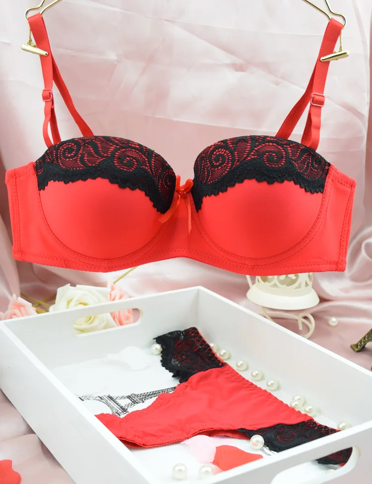 Бюстгальтер 