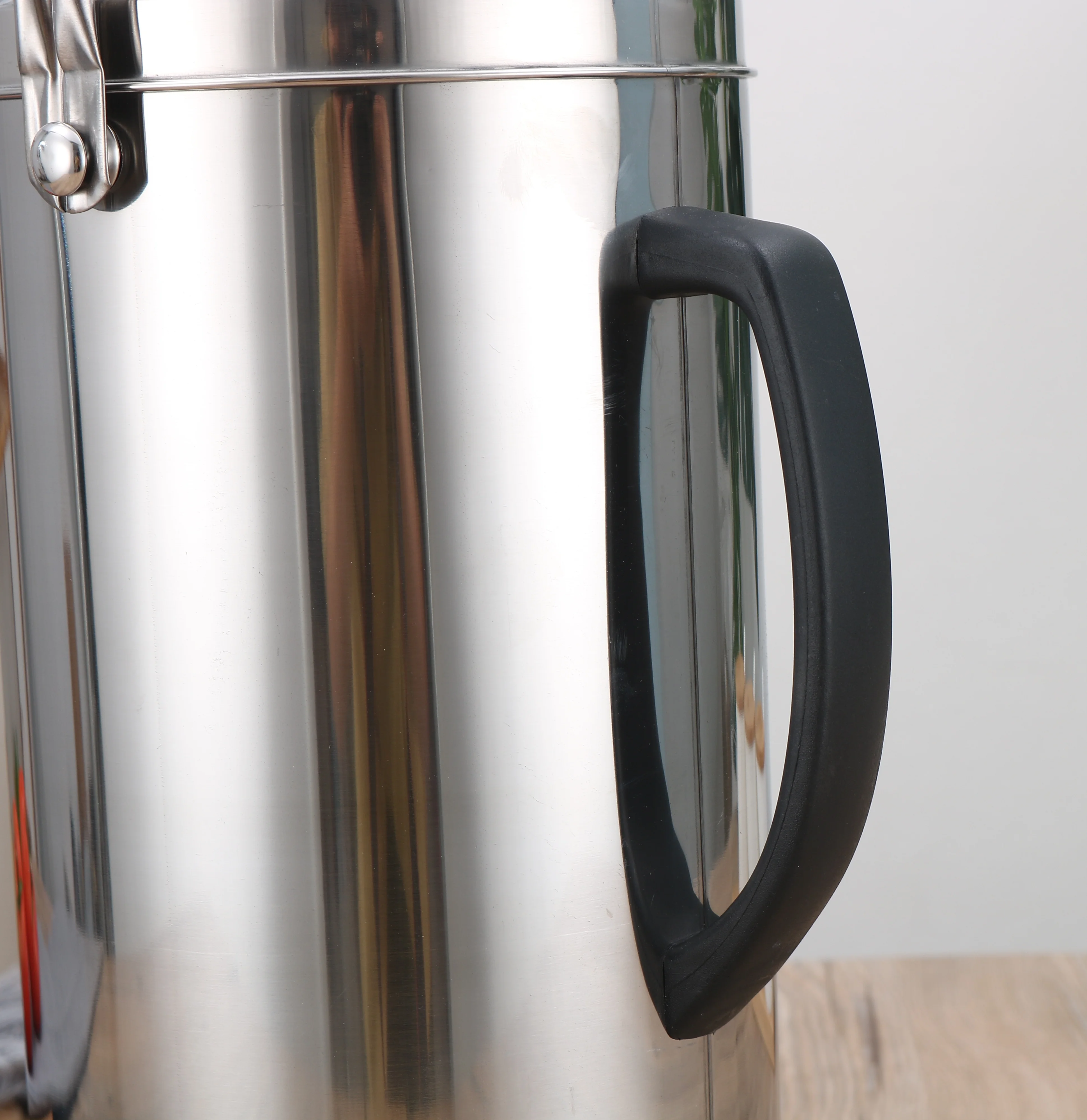 Hot Sale Big Capacity Stainless Steel Dinnerware Thermal Flask for Home & Restaurant & Office