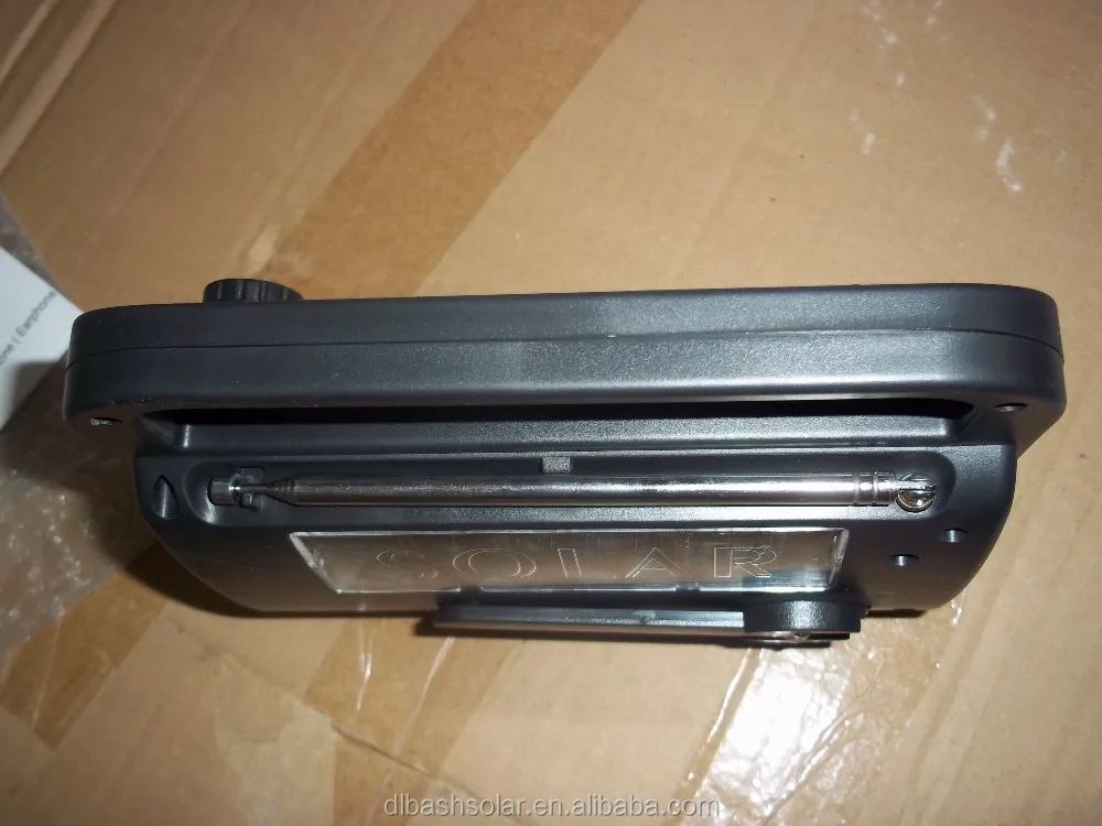 portable radio fm am bands solar power