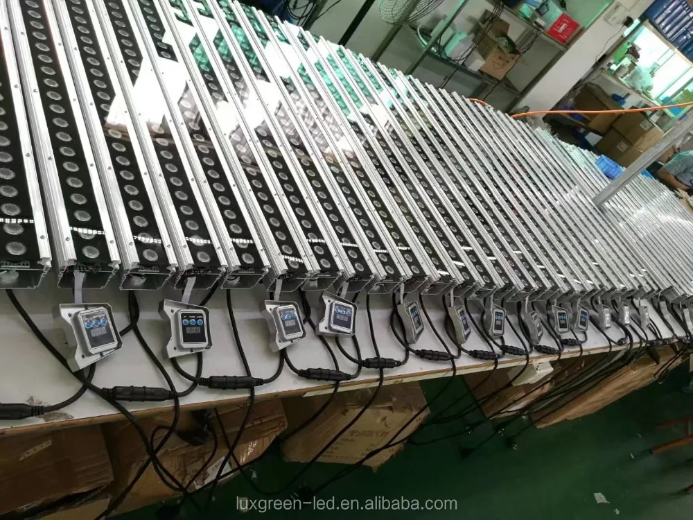 Outdoor Car Wash Bar Rgb 30X1W  ip65 facade outdoor led addressable wall washer led light for project